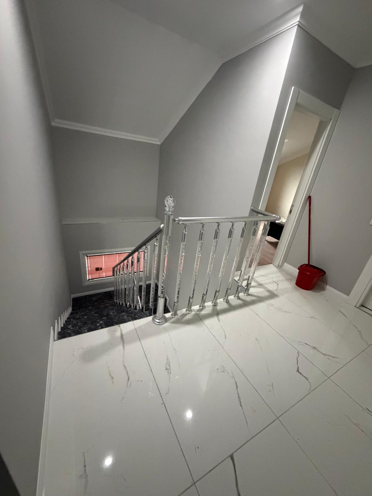 Merdiven pleksi korkuluk 61